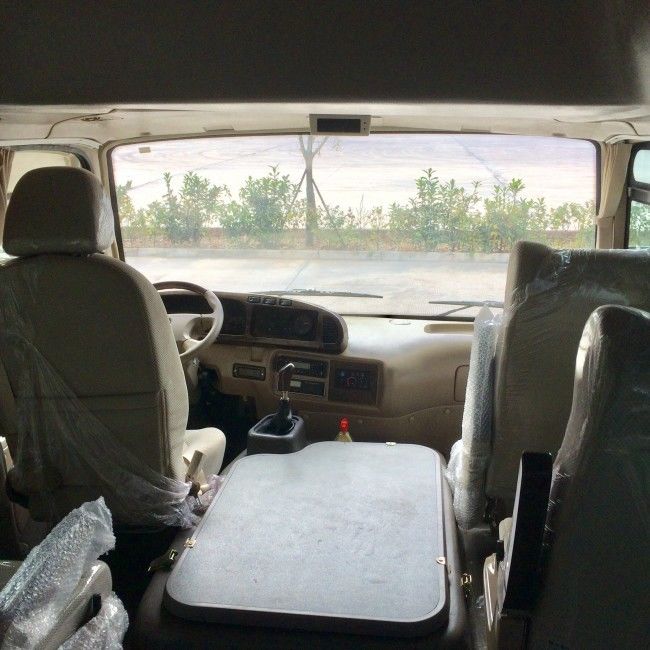 حافلة كوستر للنقل تعمل بالديزل بطول 7 أمتار و25 مقعدًا مع انبعاثات Euro 4 ونظام تعليق زنبركي ورقي