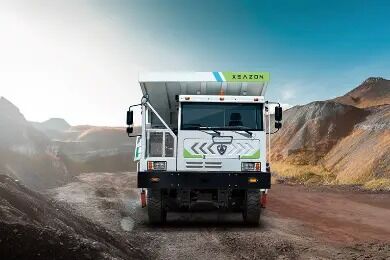 Electric Mining Truck with Long Drive Range Large Battery Capacity and Dual Motor Drive